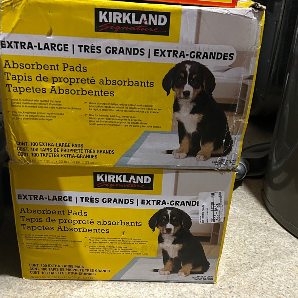 New Kirkland Signature Absorbent Dog Training Pads - Yellow/Black